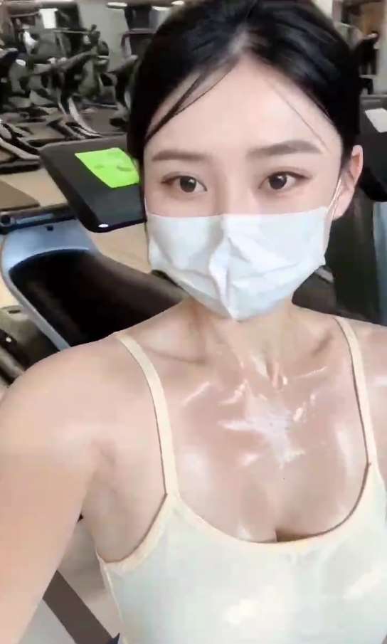 图片[2]-AI口罩美女健身写真教学，不用MJ，不用哩布，不用任何会员，纯屌丝玩法-知创网