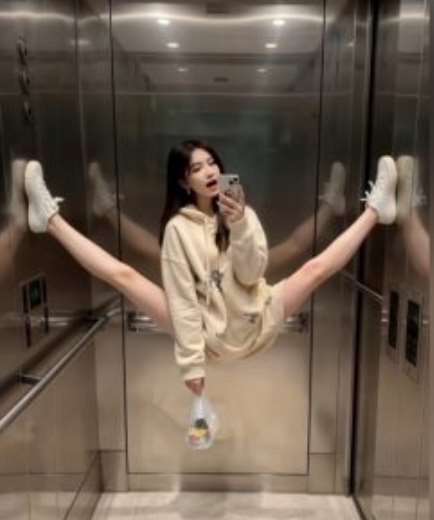 图片[2]-AI生成电梯一字马美女制作教程，条条流量上万，别再在外面被割韭菜了，全流程实操-知创网